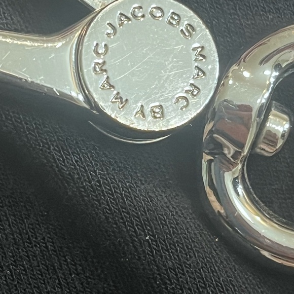 Marc Jacobs Silver Crossbody Bag - Picture 6 of 9